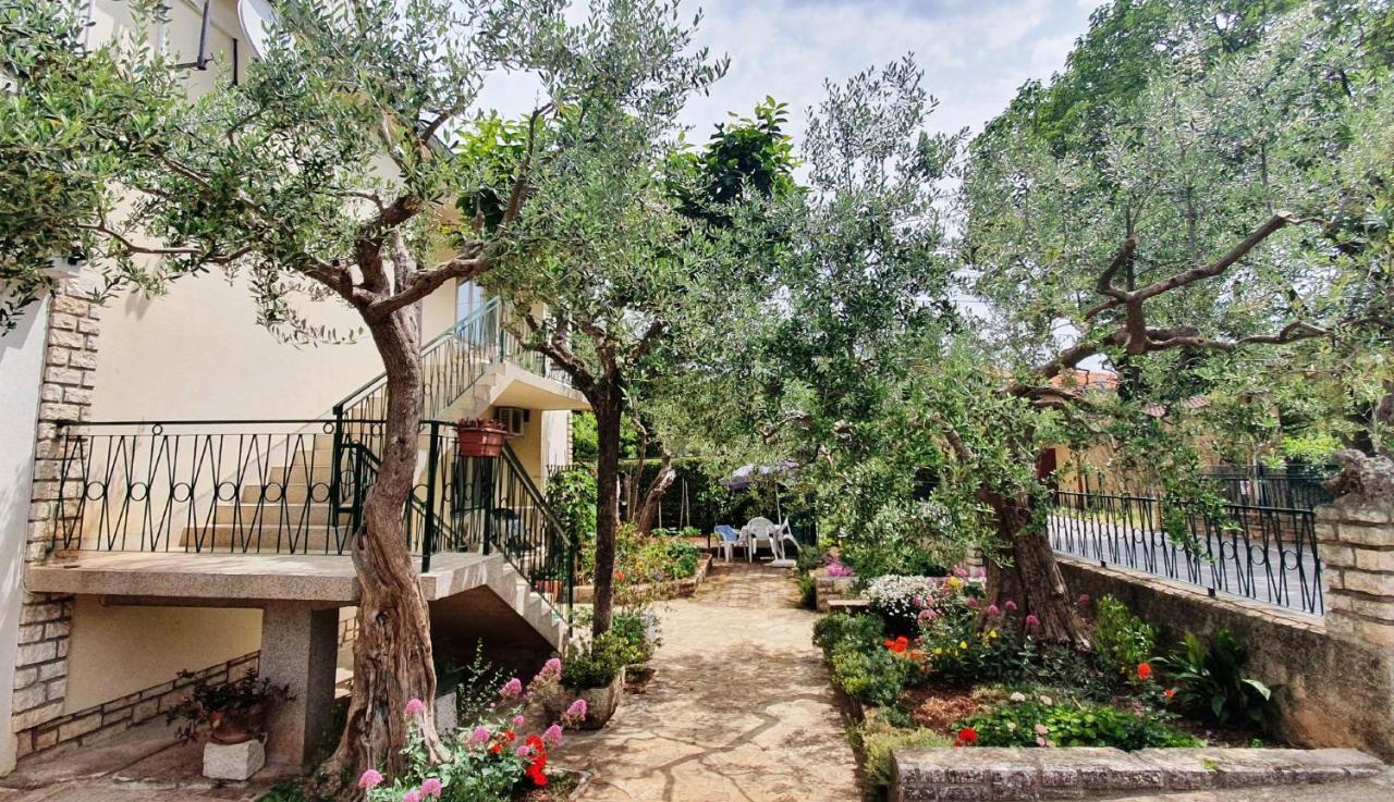 Cecillia Mare Apartments Rovinj Kültér fotó